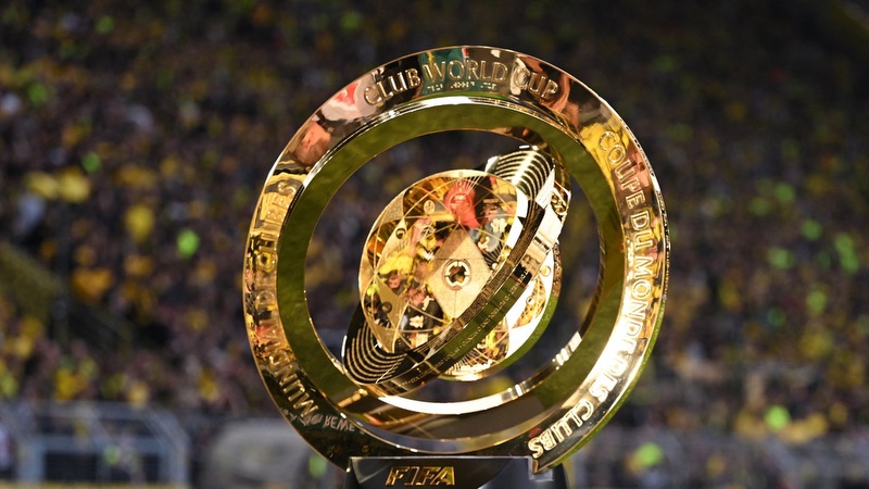 Guardiola sẽ rời Man City cuối mùa? Man City chuẩn bị kịch bản không Pep